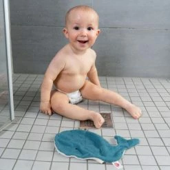 Flash Sale 🌟 Baby Fehn 2-tlg. Badeset Kapuzenbadetuch + Waschhandschuh NATUR aus Bio-Baumwolle 70 x 70 cm - Wal 😉 -Toys & Gifts Store baby fehn 2 tlg bade set kapuzenbadetuch waschhandschuh natur aus bio baumwolle 70 x 70 cm wal 056426 d5