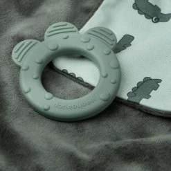 Cheap ✨ Done by Deer Schmusetuch mit Beißring & Schnullerhalter - Croco - Grün ✨ -Toys & Gifts Store done by deer schmusetuch mit beissring schnullerhalter croco grun 4313293 d2